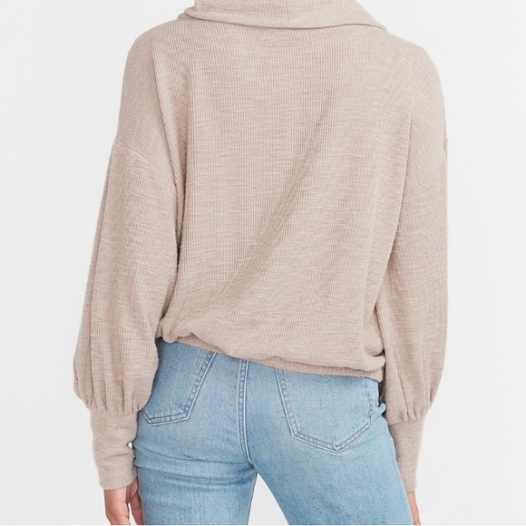 Express Ribbed Cowl Neck Banded Bottom - Picture 3 of 6